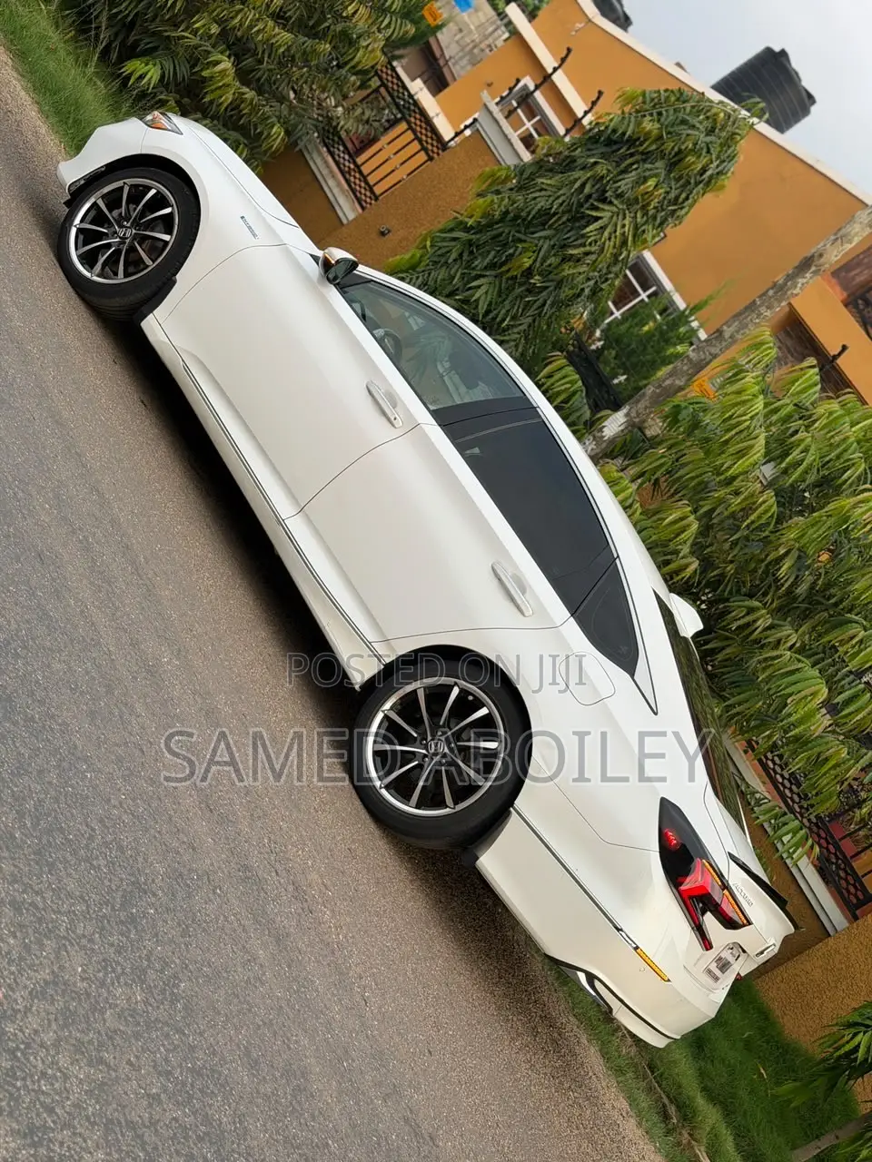 Honda Accord Touring 2.0T 2020 White