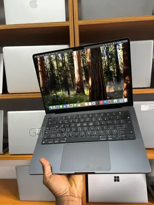 Laptop Apple MacBook Pro 2023 M3 18GB Apple M3 Pro SSD 512GB
