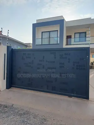 4bdrm House in East Legon, Adjiriganor for rent