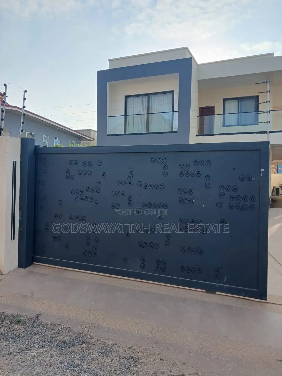 4bdrm House in East Legon, Adjiriganor for rent