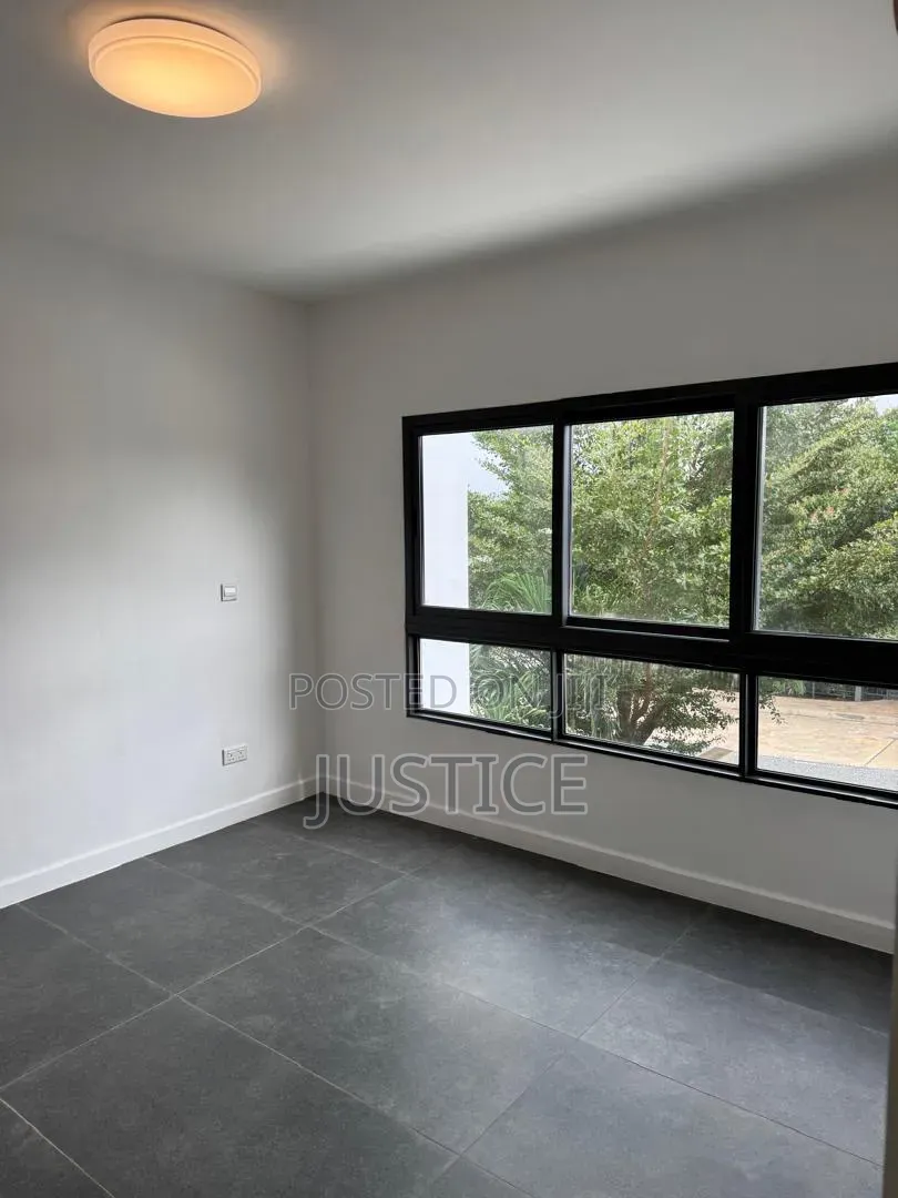 2bdrm House in Park Estate Oyarifa, Ghana Flag for rent