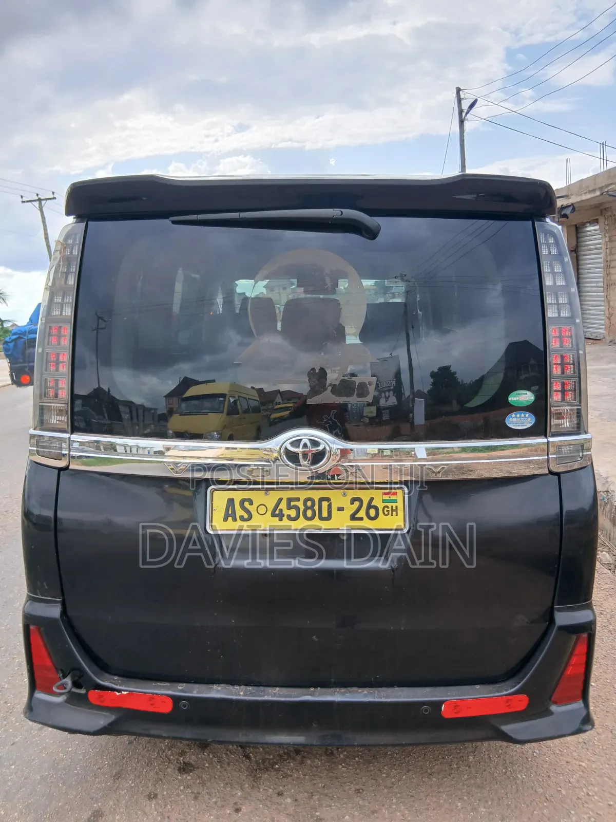 Toyota Voxy 2016 Black