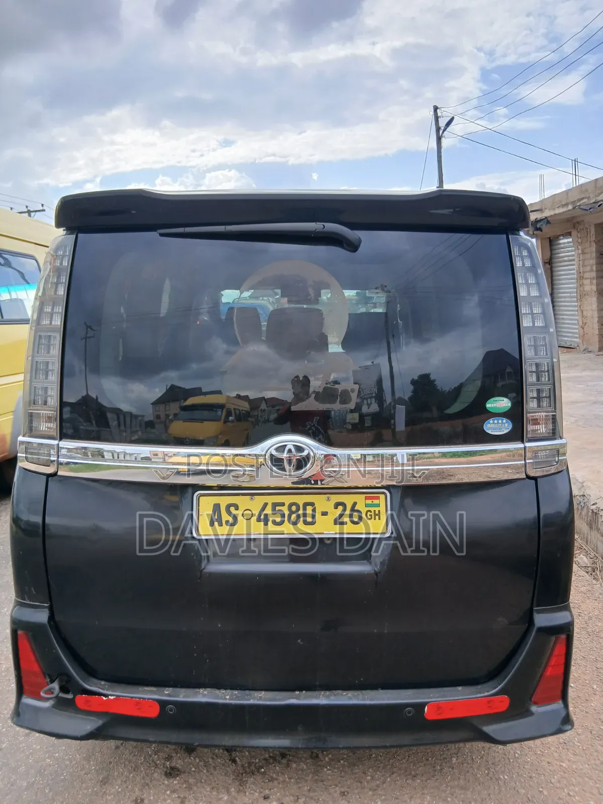 Toyota Voxy 2016 Black