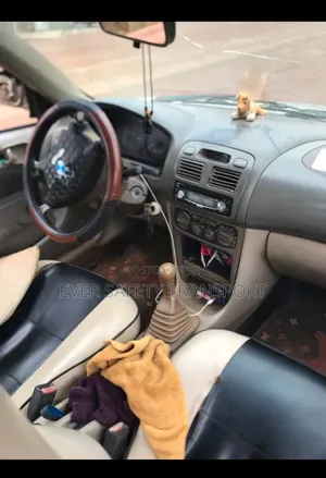 Toyota Corolla 2001 Silver