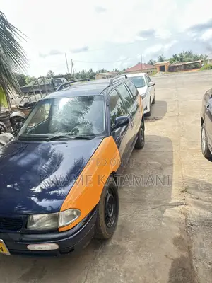 Opel Astra 2010 Blue
