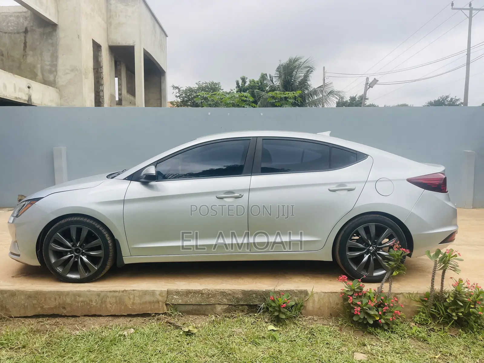 Hyundai Elantra Limited 2019 Silver