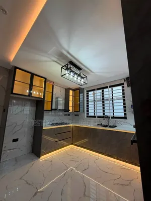 Furnished 4bdrm House in Testimonial Building, Police Station for sale