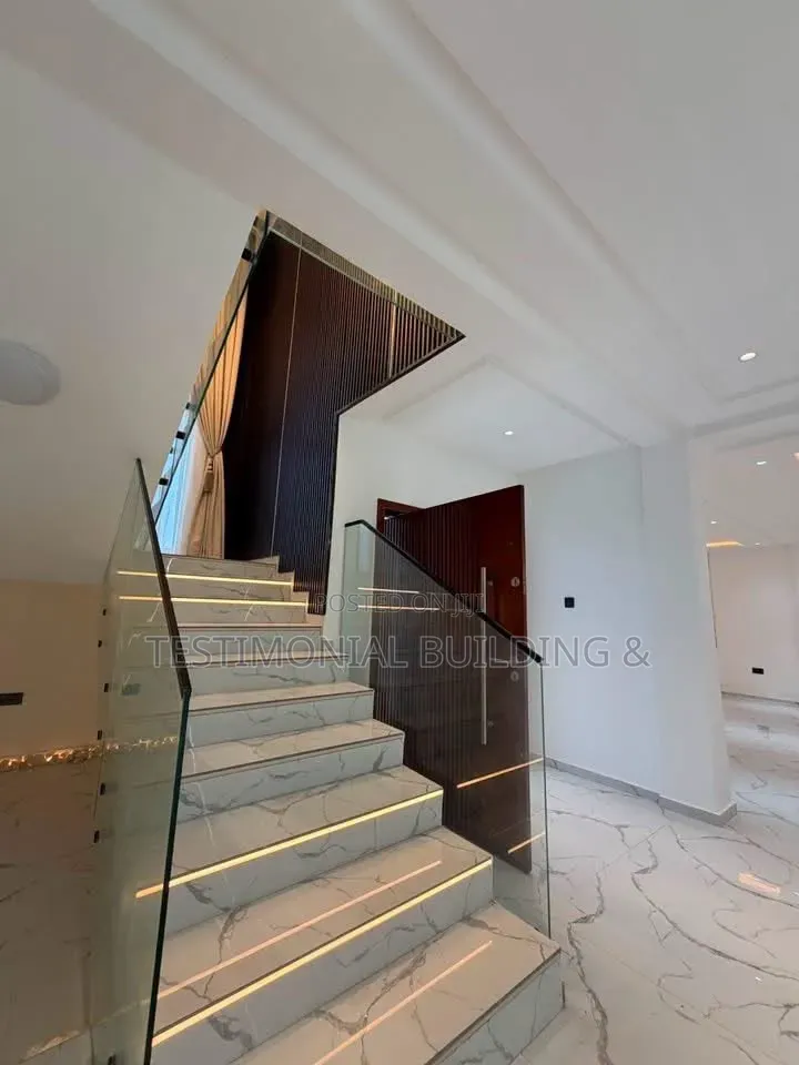 Furnished 4bdrm House in Testimonial Building, Police Station for sale