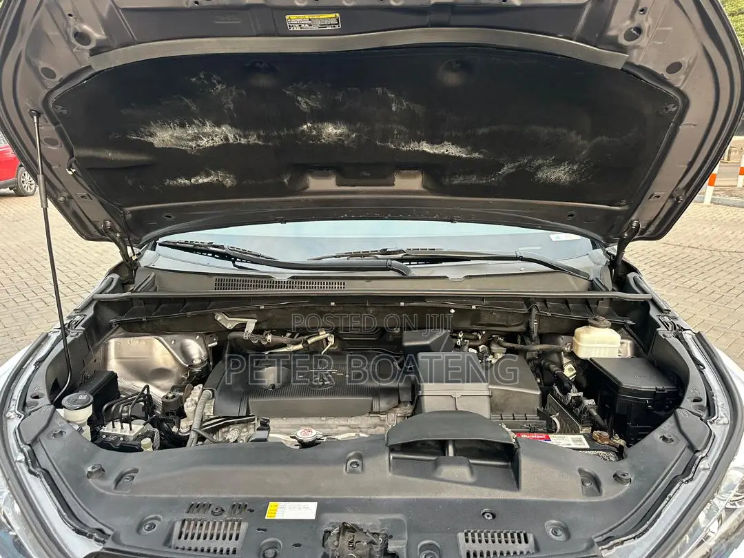 Toyota Highlander LE Plus 2019 Gray
