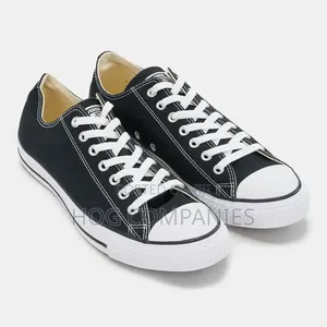Chuck Taylor Converse Canvas in Accra - Fast Delivery in 2hrs