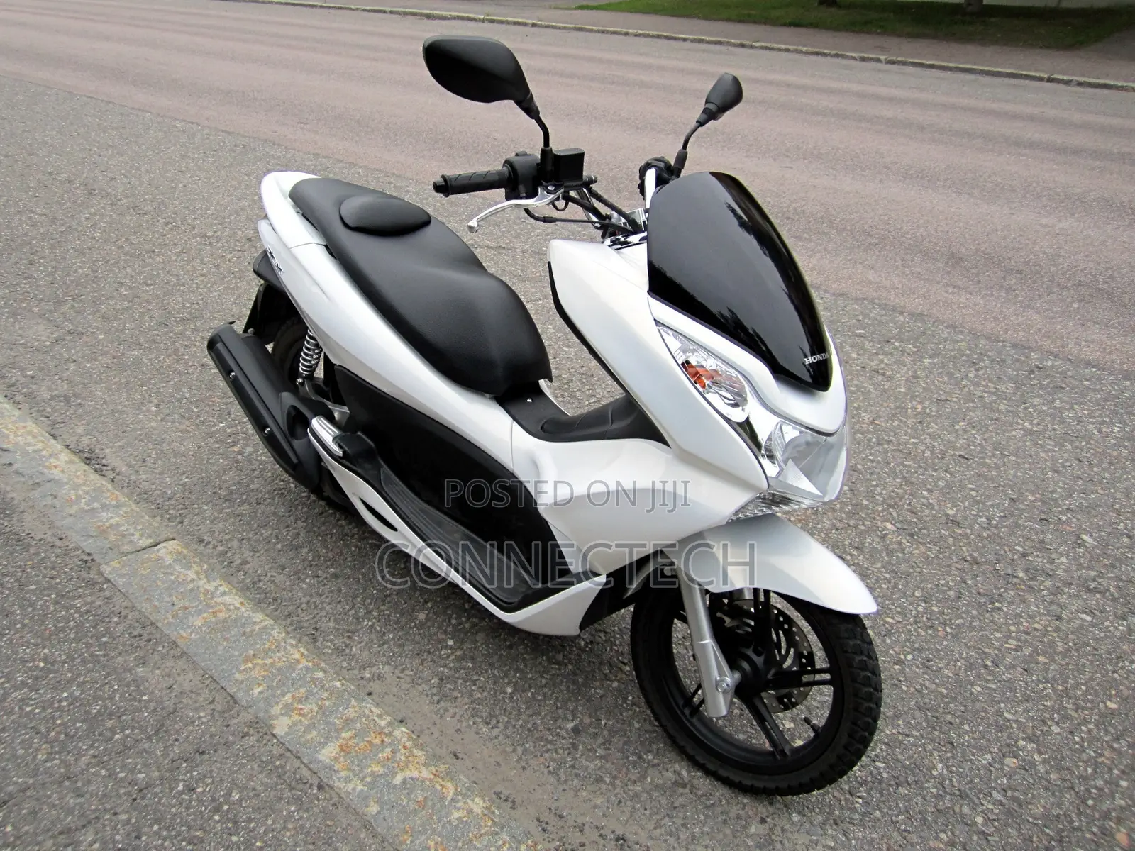Honda 2020 White