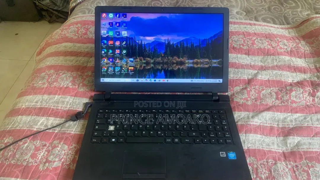 Laptop Lenovo A10 128GB Intel Core Ultra 7 HDD+SSD 640GB
