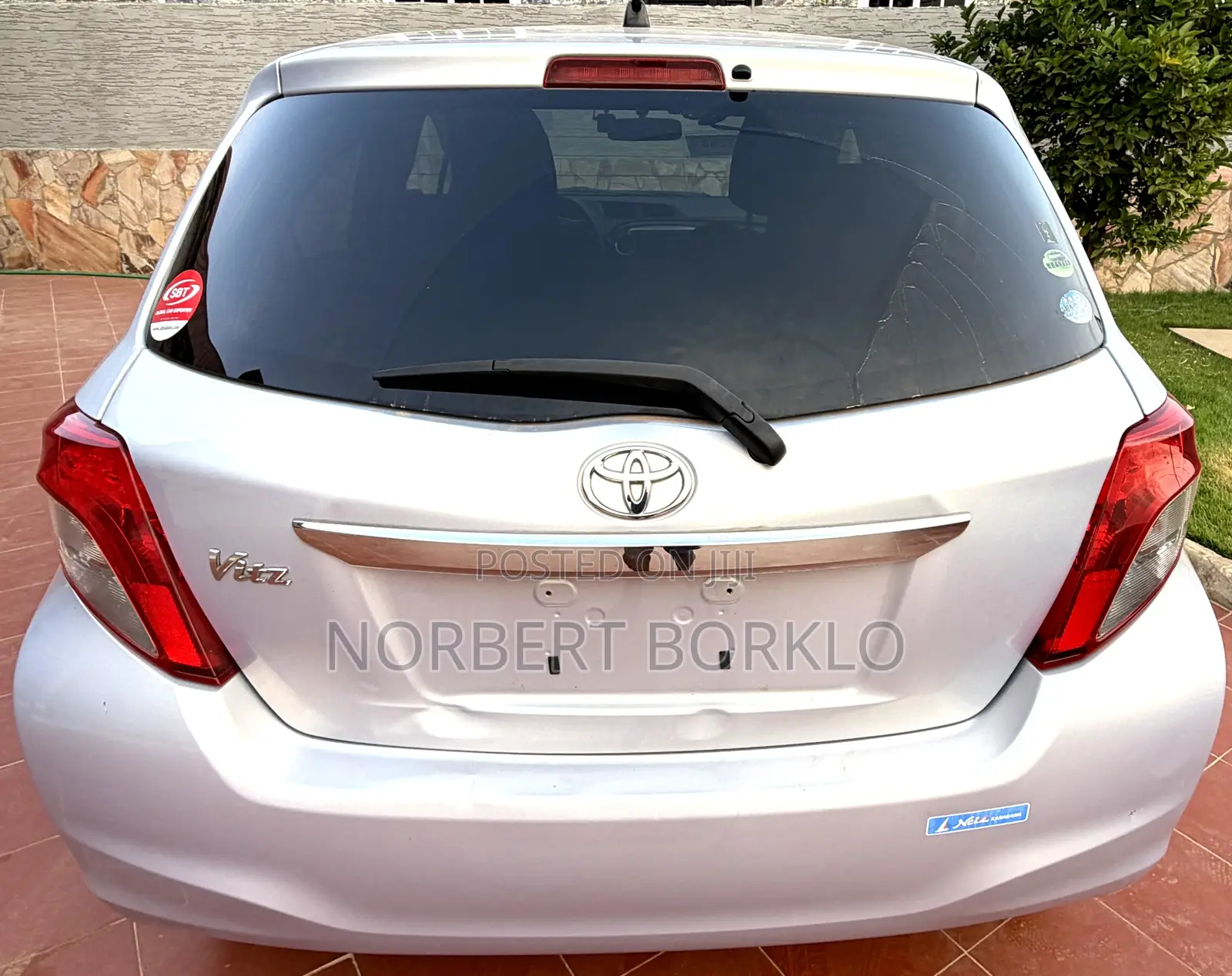Toyota Vitz 1.0 FWD 5dr 2013 Gray