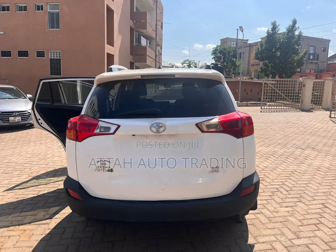 Toyota RAV4 2017 White