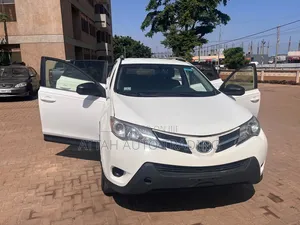 Toyota RAV4 2017 White