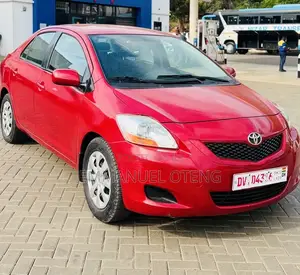 Toyota Yaris 2012 Red