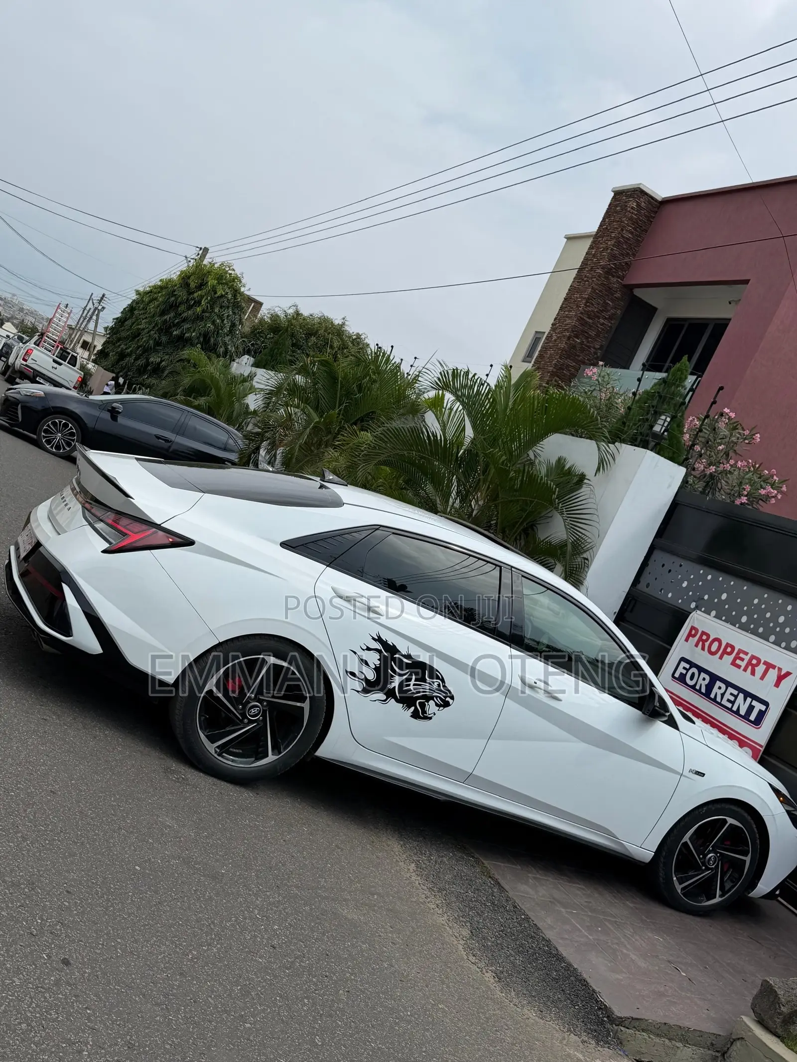 Hyundai Elantra 2021 White