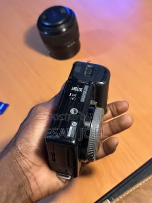 Sony Zve10 and 50mm Prime Lens