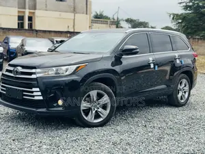 Toyota Highlander Limited Platinum 2019 Black