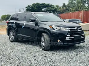 Toyota Highlander Limited Platinum 2019 Black