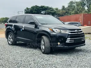 Toyota Highlander Limited Platinum 2019 Black