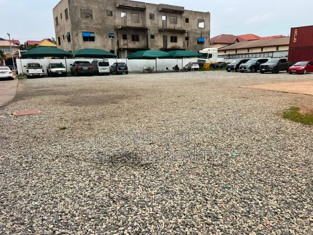 Filling Station for Auction Sale Adjiringanor School Junction.