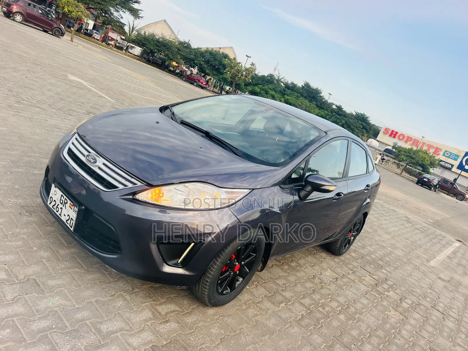 Ford Fiesta 2012 Gray
