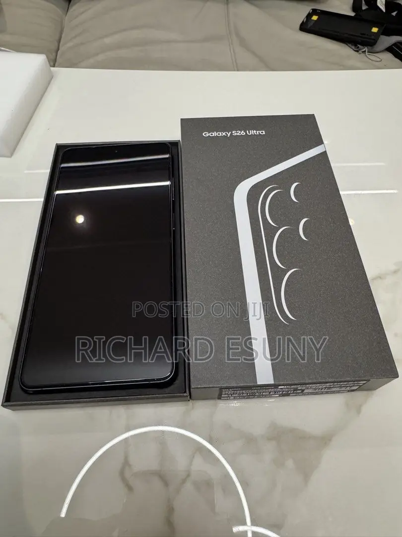 New Samsung Galaxy S26 Ultra 5G 1 TB Black