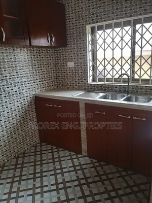 2bdrm Apartment in Adenta Amanfro, Frafraha for rent