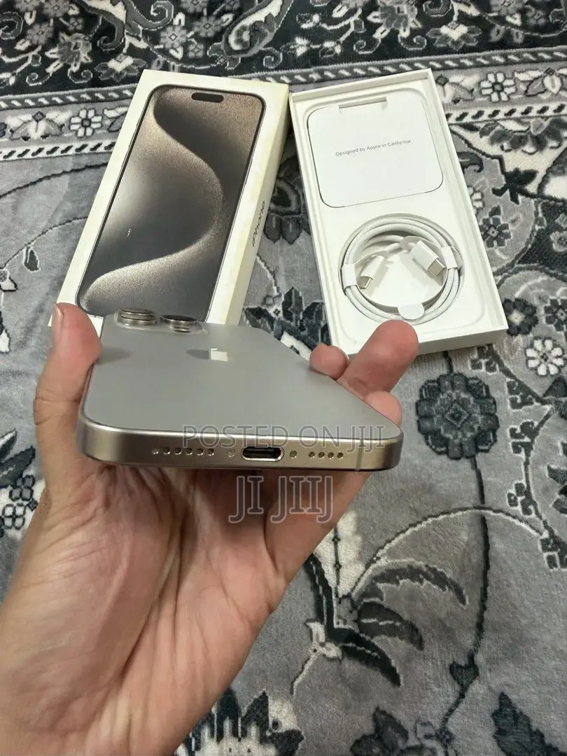 Apple iPhone 15 Pro Max 512 GB Gray