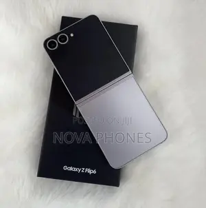 New Samsung Galaxy Z Flip6 256 GB Silver