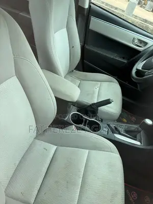 Toyota Corolla LE Eco 4dr Sedan (1.8L 4cyl CVT) 2016 Gray