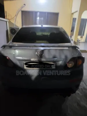 Toyota Corolla 2010 Gray