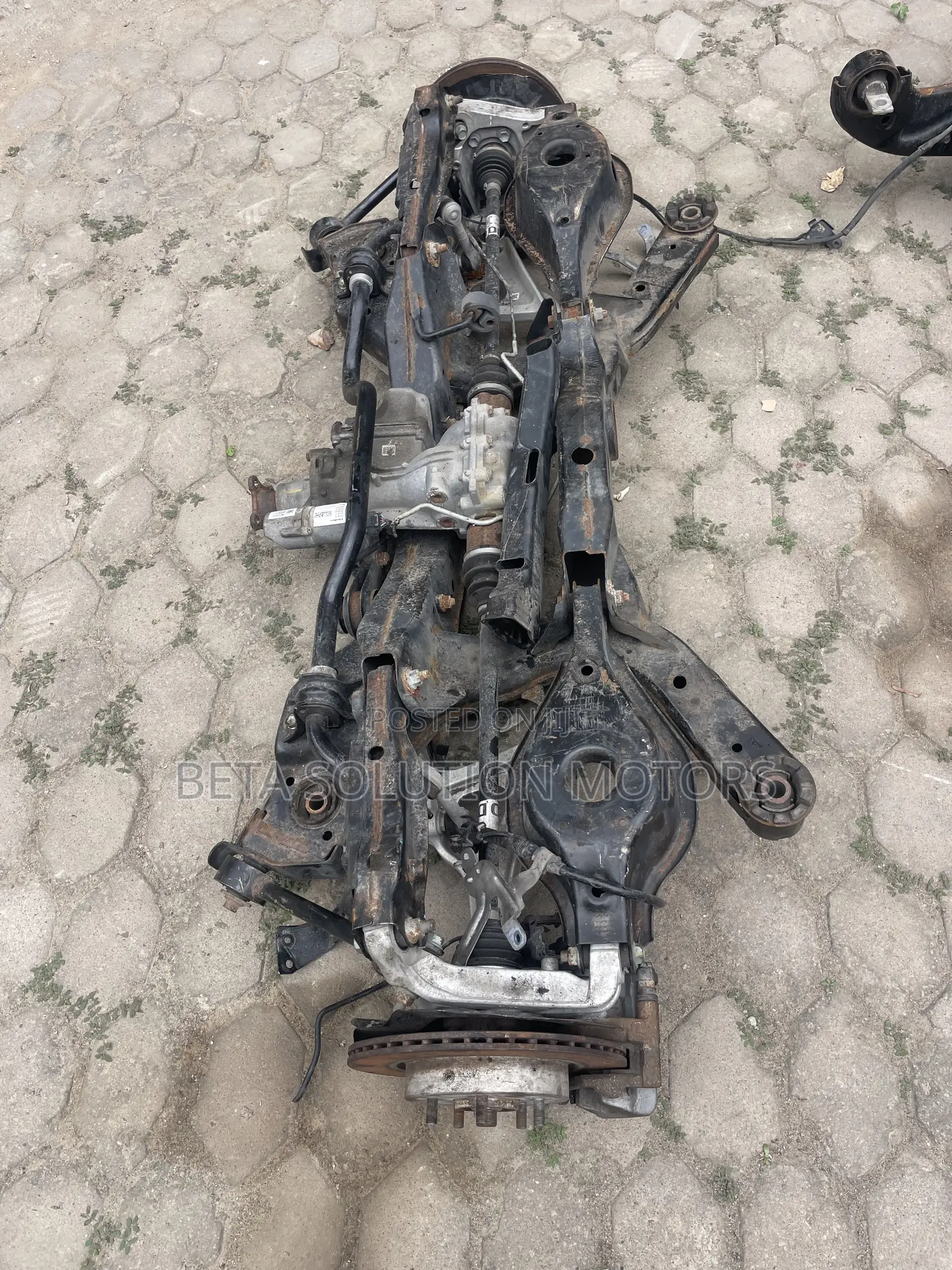Mistubishi Outlander 2022 Back Axle