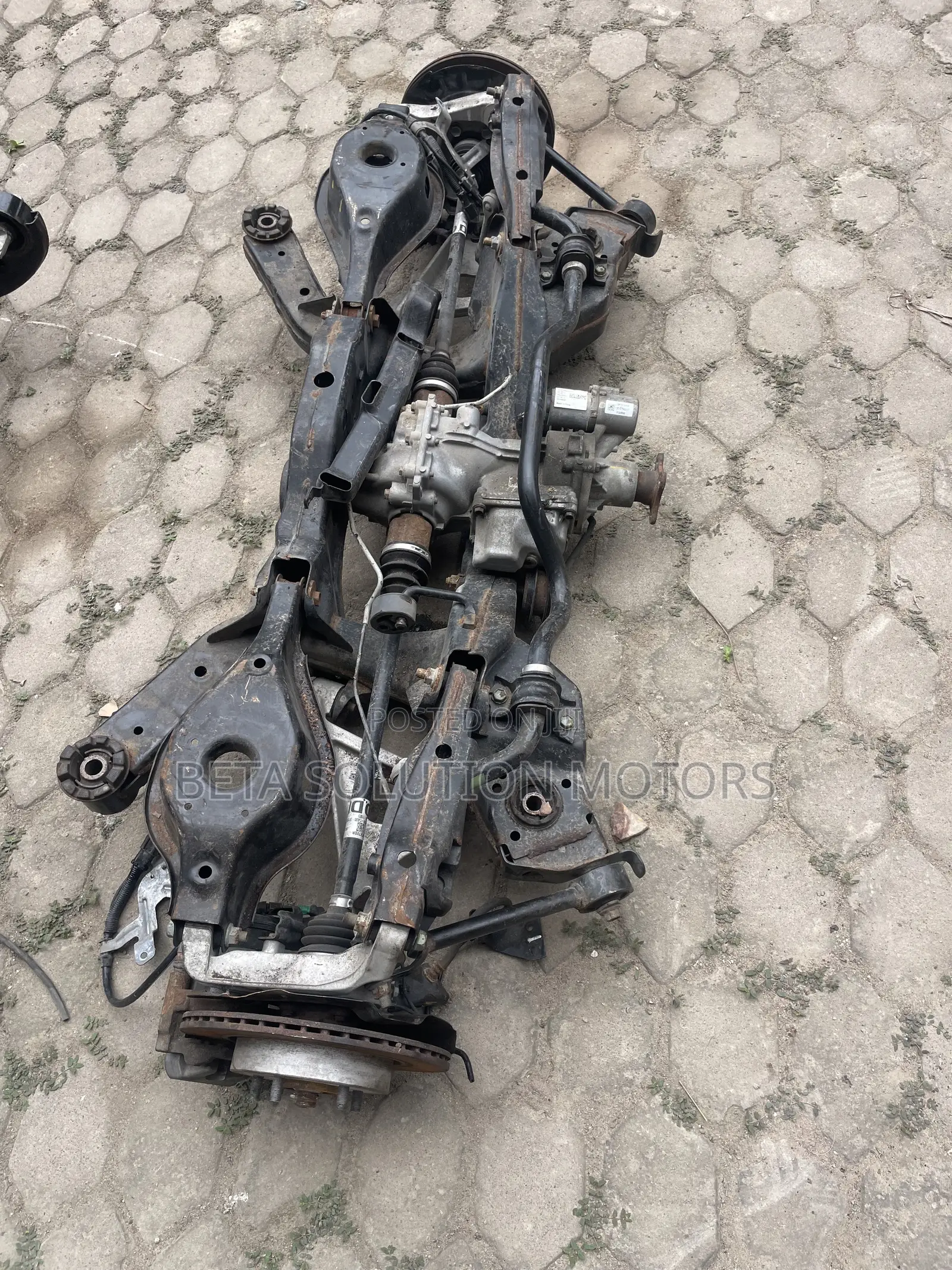 Mistubishi Outlander 2022 Back Axle