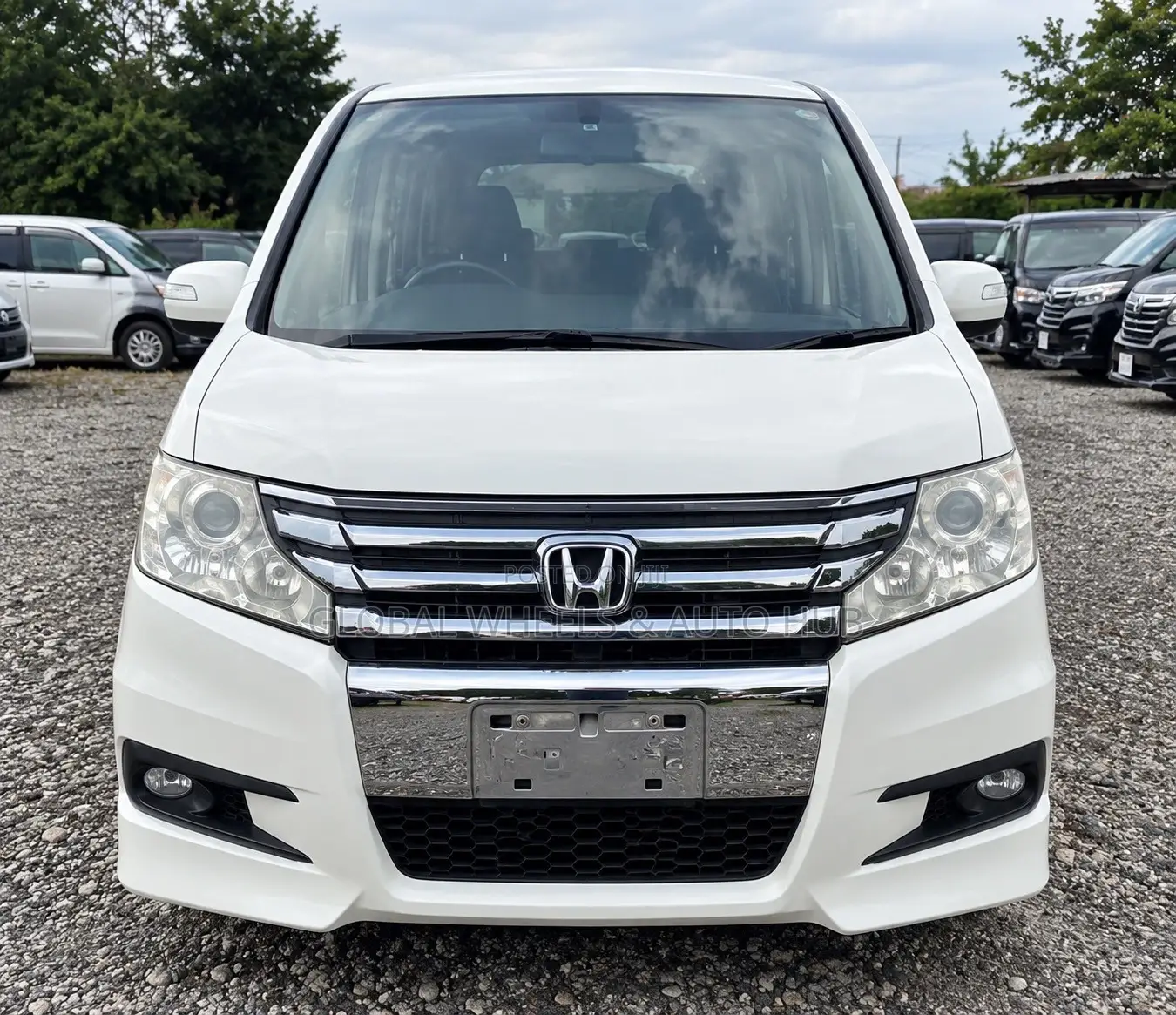 Honda Stepwgn 2012 White