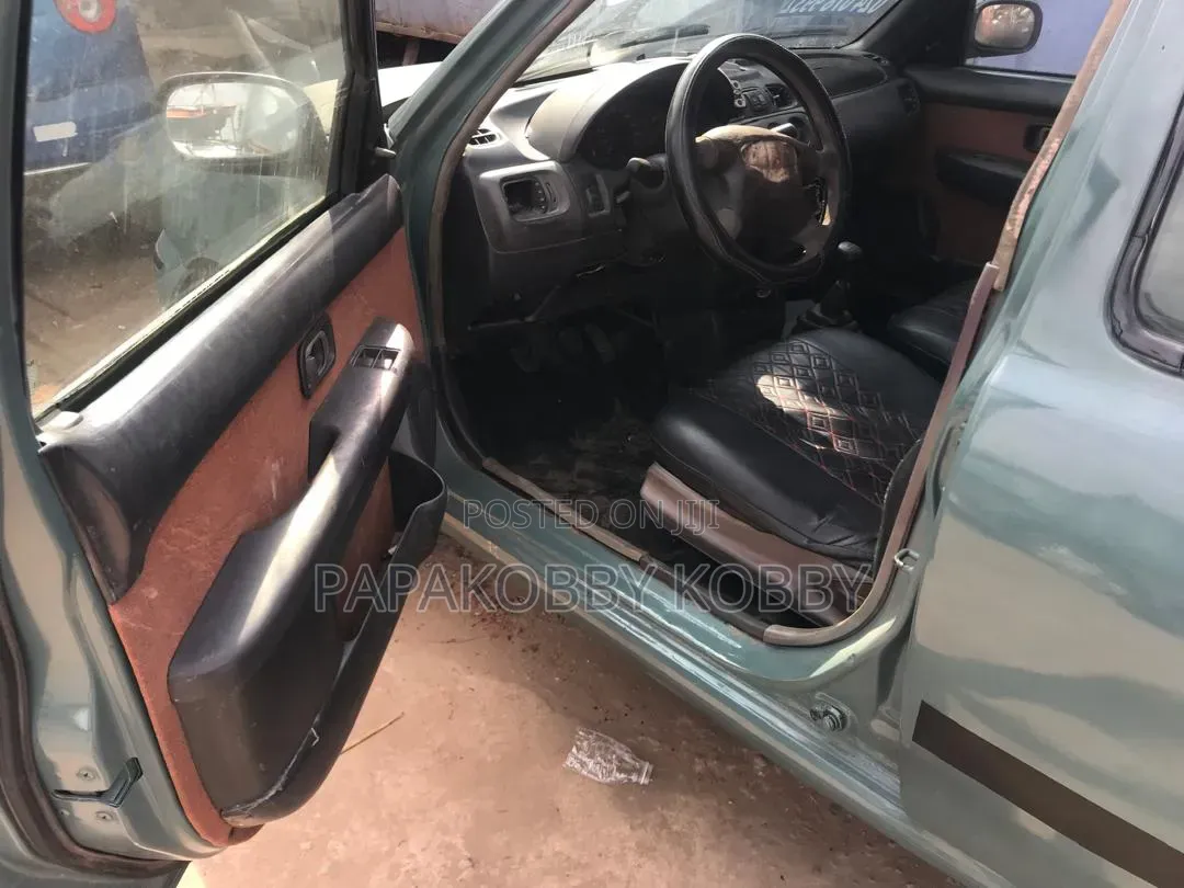 Nissan Micra 2004 Green