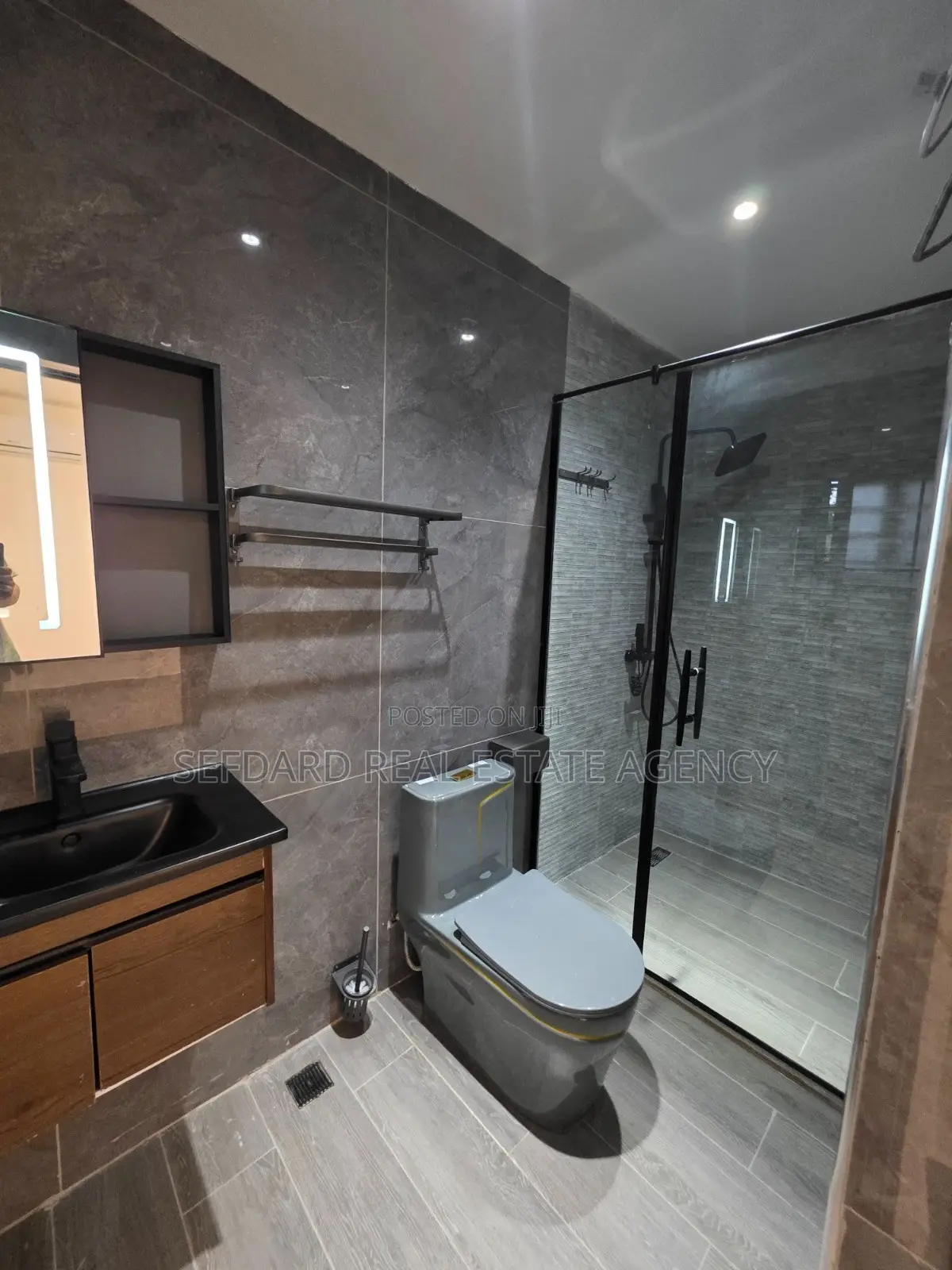 5bdrm House in Sefdard Properties, Tseaddo for rent