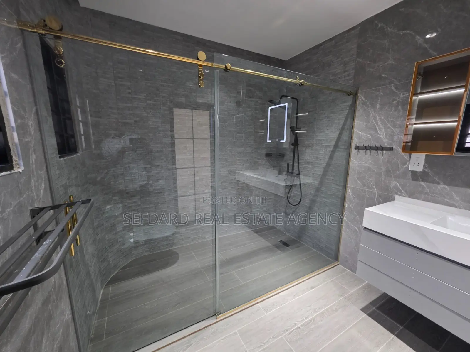 5bdrm House in Sefdard Properties, Tseaddo for rent