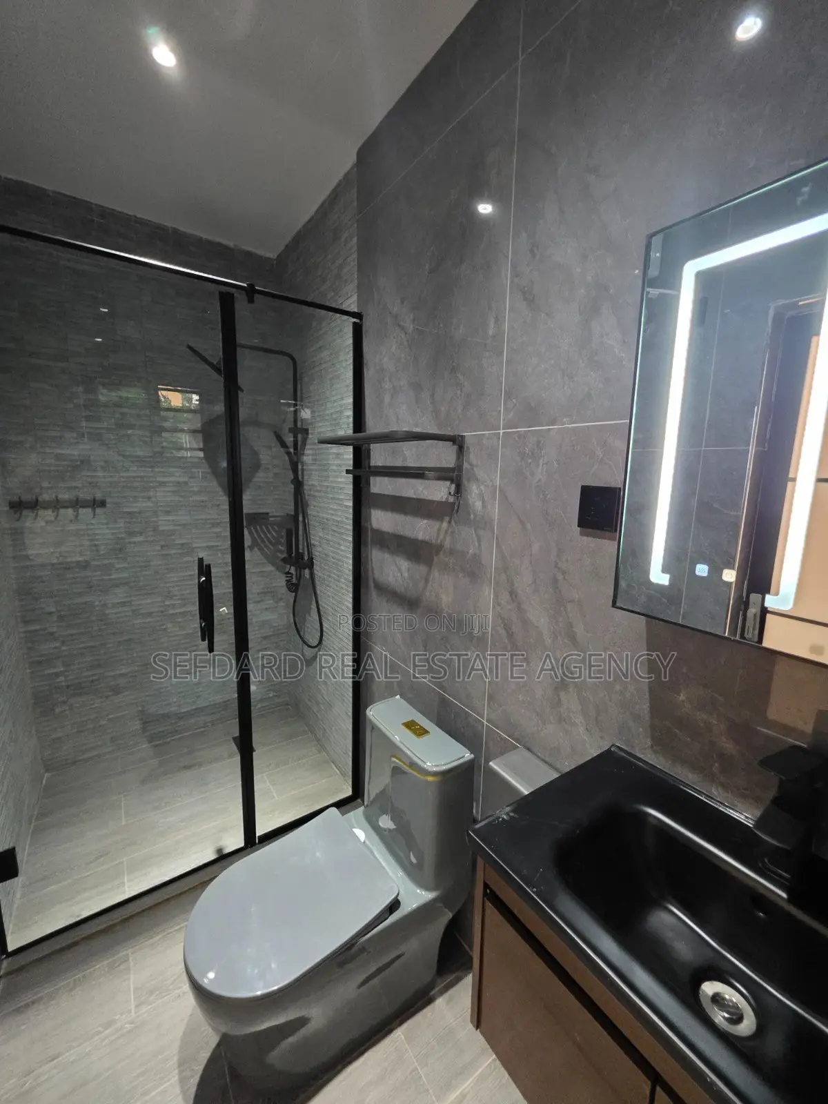5bdrm House in Sefdard Properties, Tseaddo for rent