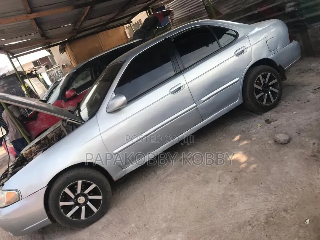 Nissan Sentra SE-R 2002 Gray