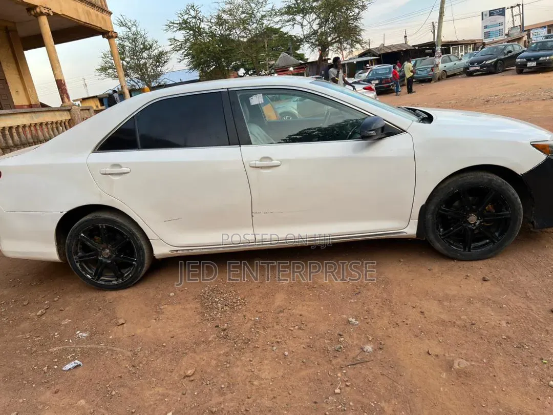 Toyota Camry 2014 White