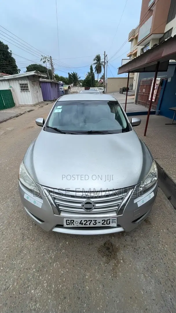 Nissan Sentra 2015 Silver
