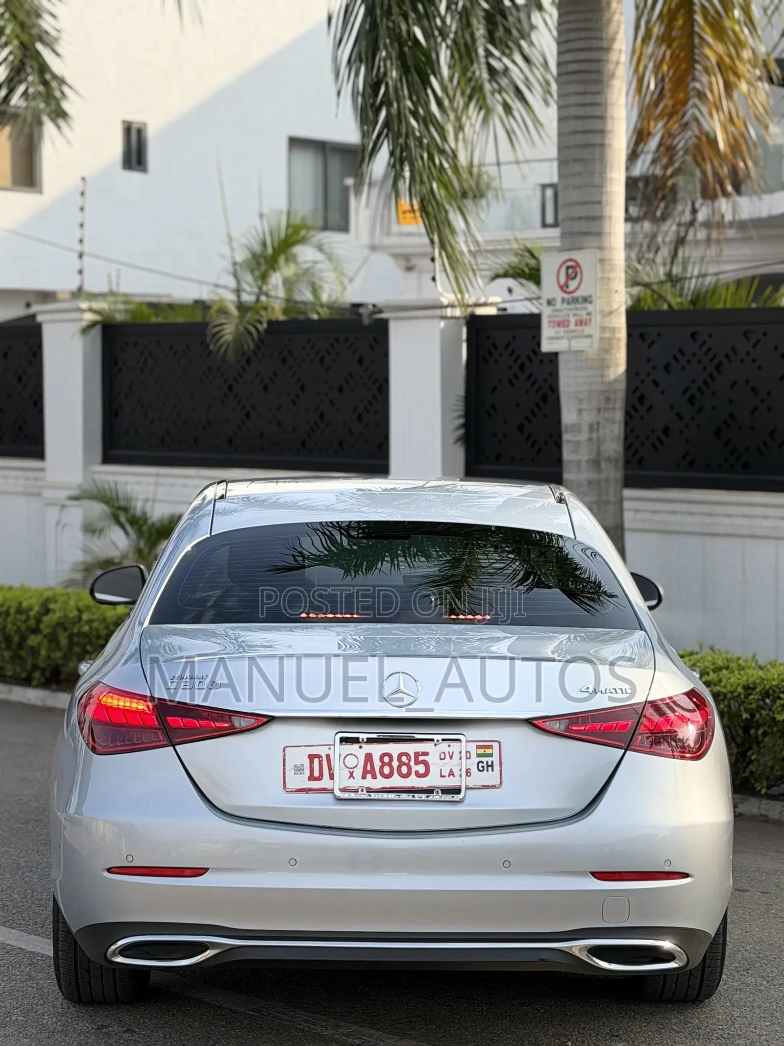 Mercedes-Benz C300 2024 Silver