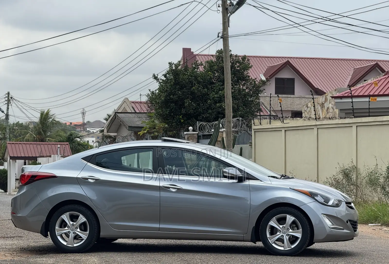 Hyundai Elantra SE Sedan FWD (1.8L 4cyl 6M) 2016 Gray