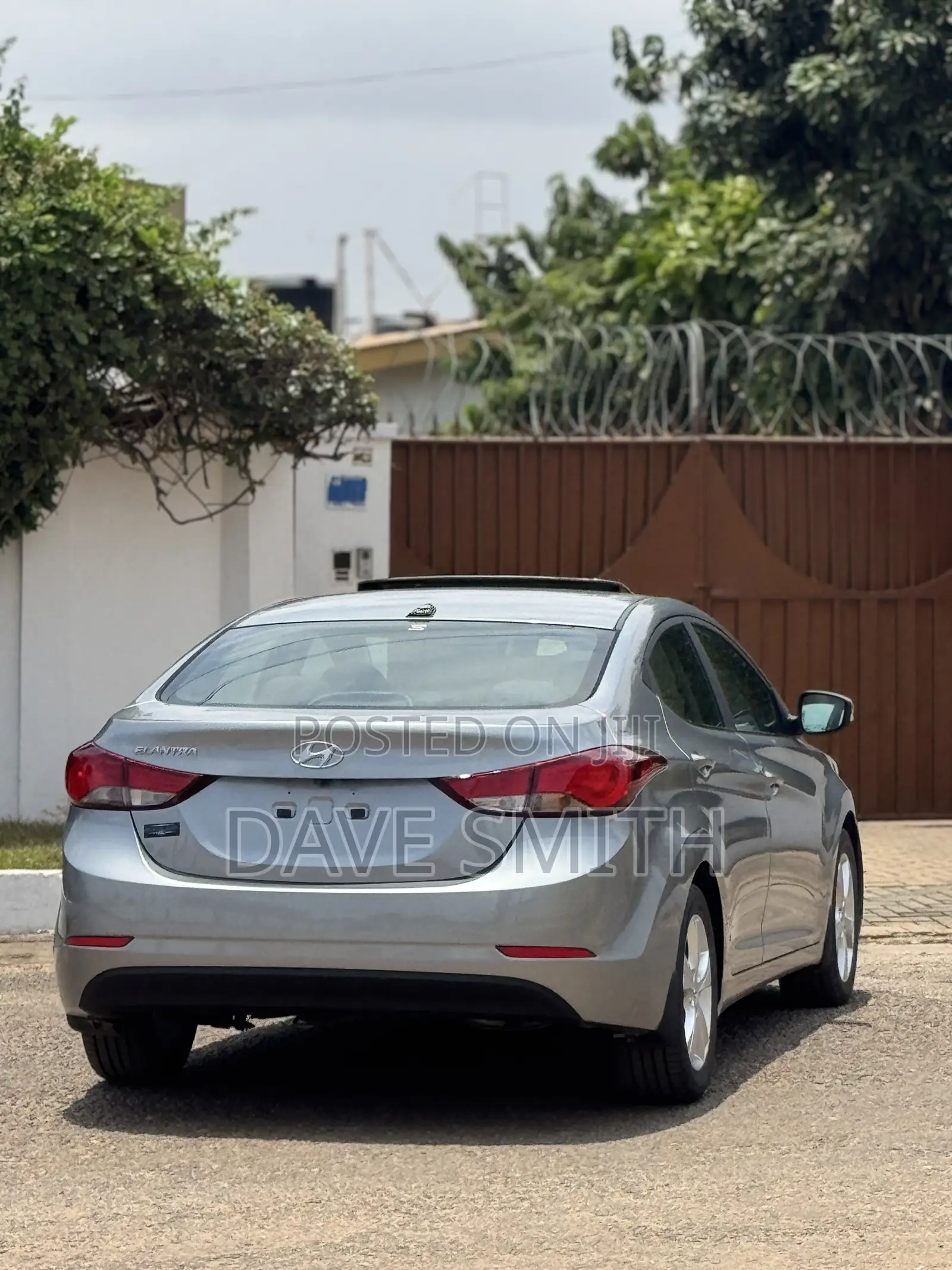 Hyundai Elantra SE Sedan FWD (1.8L 4cyl 6M) 2016 Gray