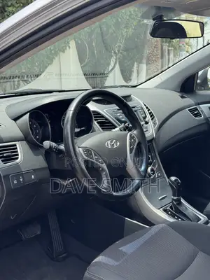 Hyundai Elantra SE Sedan FWD (1.8L 4cyl 6M) 2016 Gray