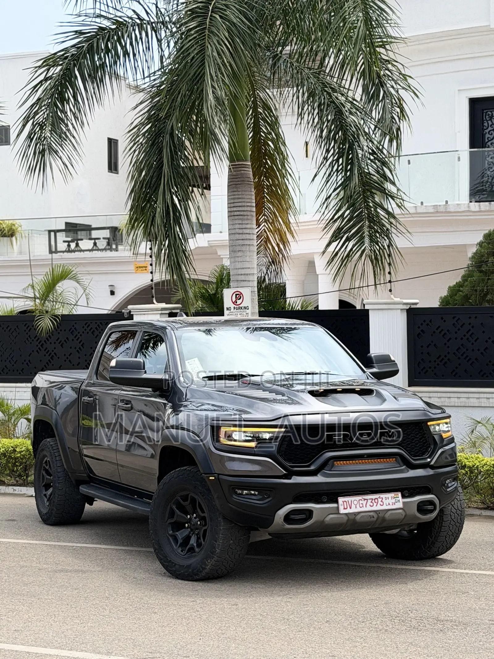 RAM 1500 TRX Crew Cab 4WD SB 2023 Gray