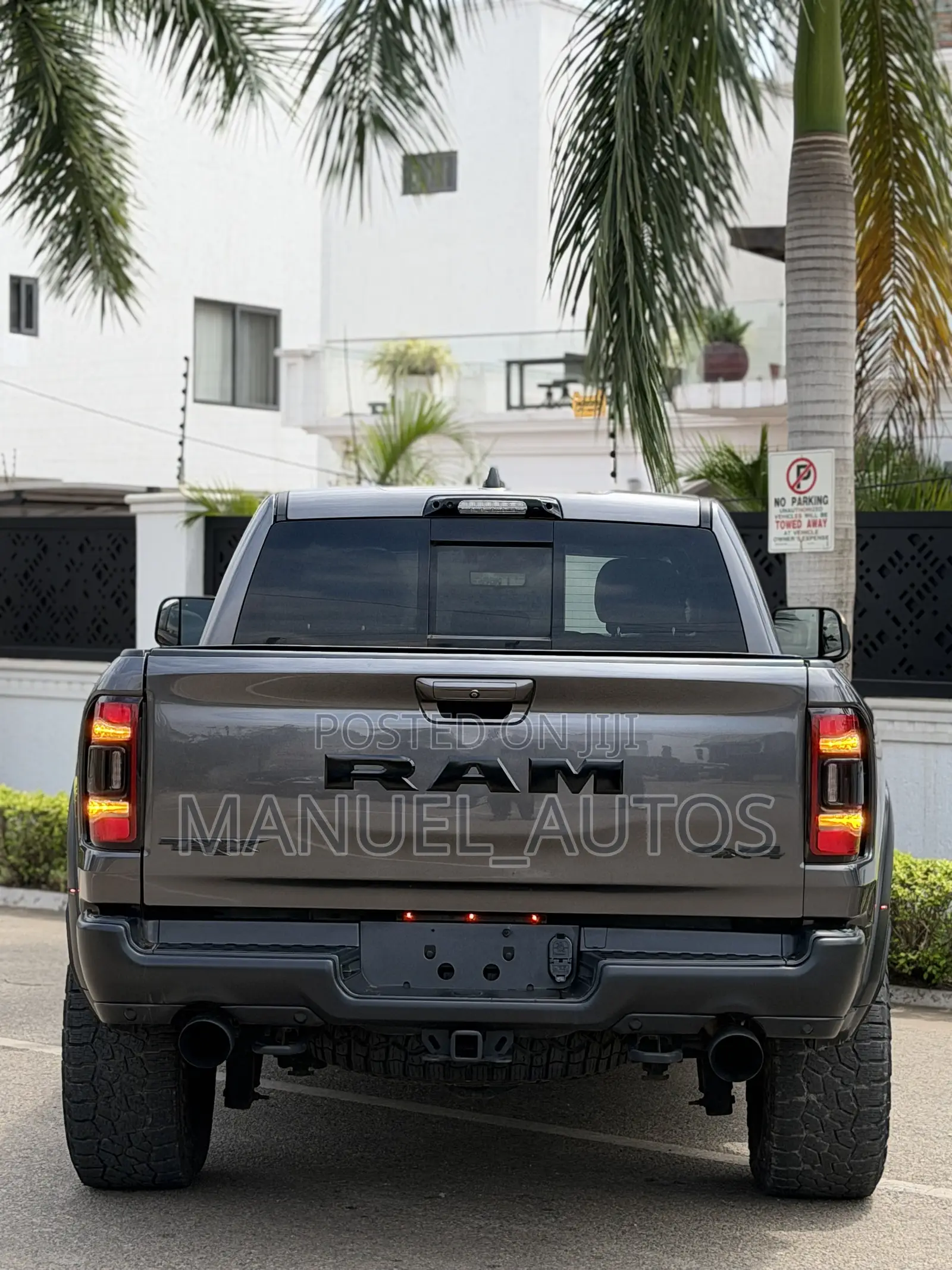 RAM 1500 TRX Crew Cab 4WD SB 2023 Gray