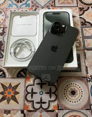 New Apple iPhone 15 Pro Max 256 GB Black